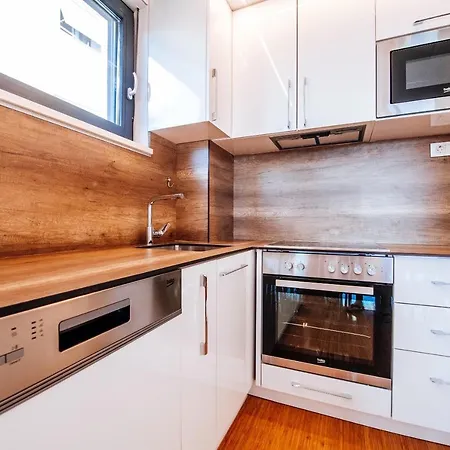 Apartman Isabela Prague With Front *