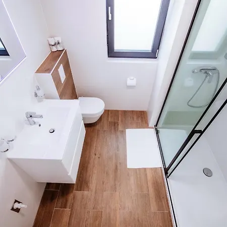 Apartment Isabela Prague With Front Zadar