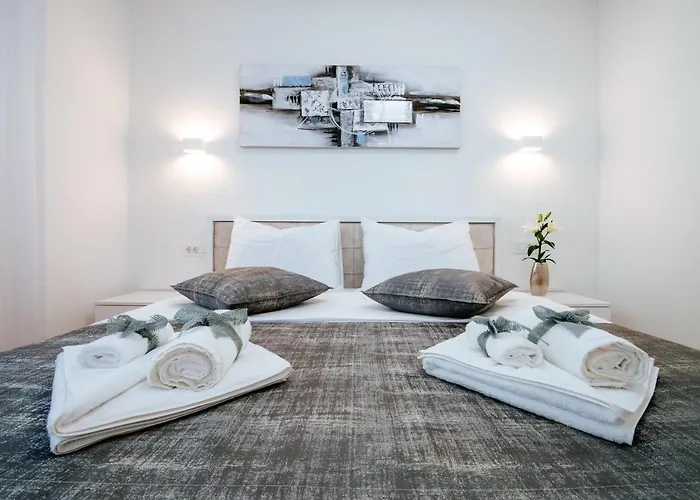 Apartman Isabela Prague With Front *